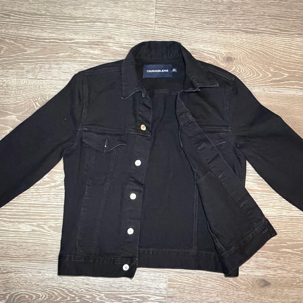 Calvin Klein Jeans Black Denim Jacket | Women’s Size Small | Classic Trucker Sty - Picture 5 of 7